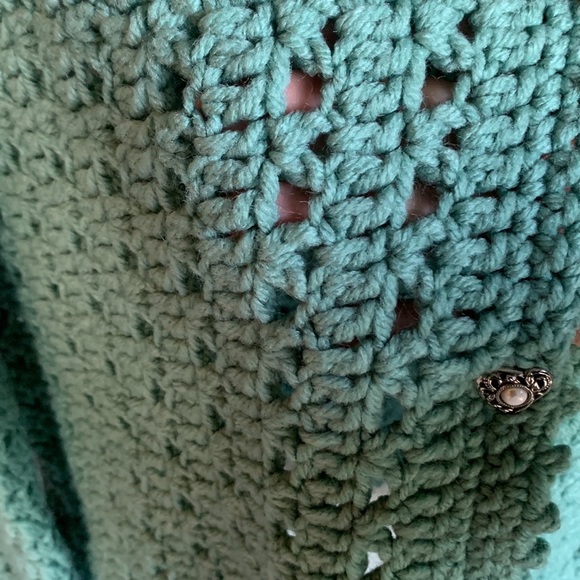 VTG Handknit crochet open knit cardigan. - Picture 3 of 6